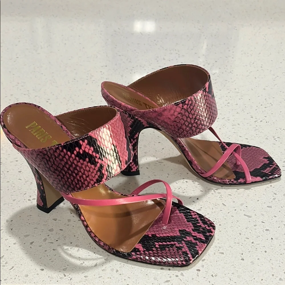 Paris Texas gorgeous Hot pink size 36 snake print 95mm sandals